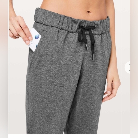 Lululemon athletica On the fly pant size 12. - Picture 12 of 13